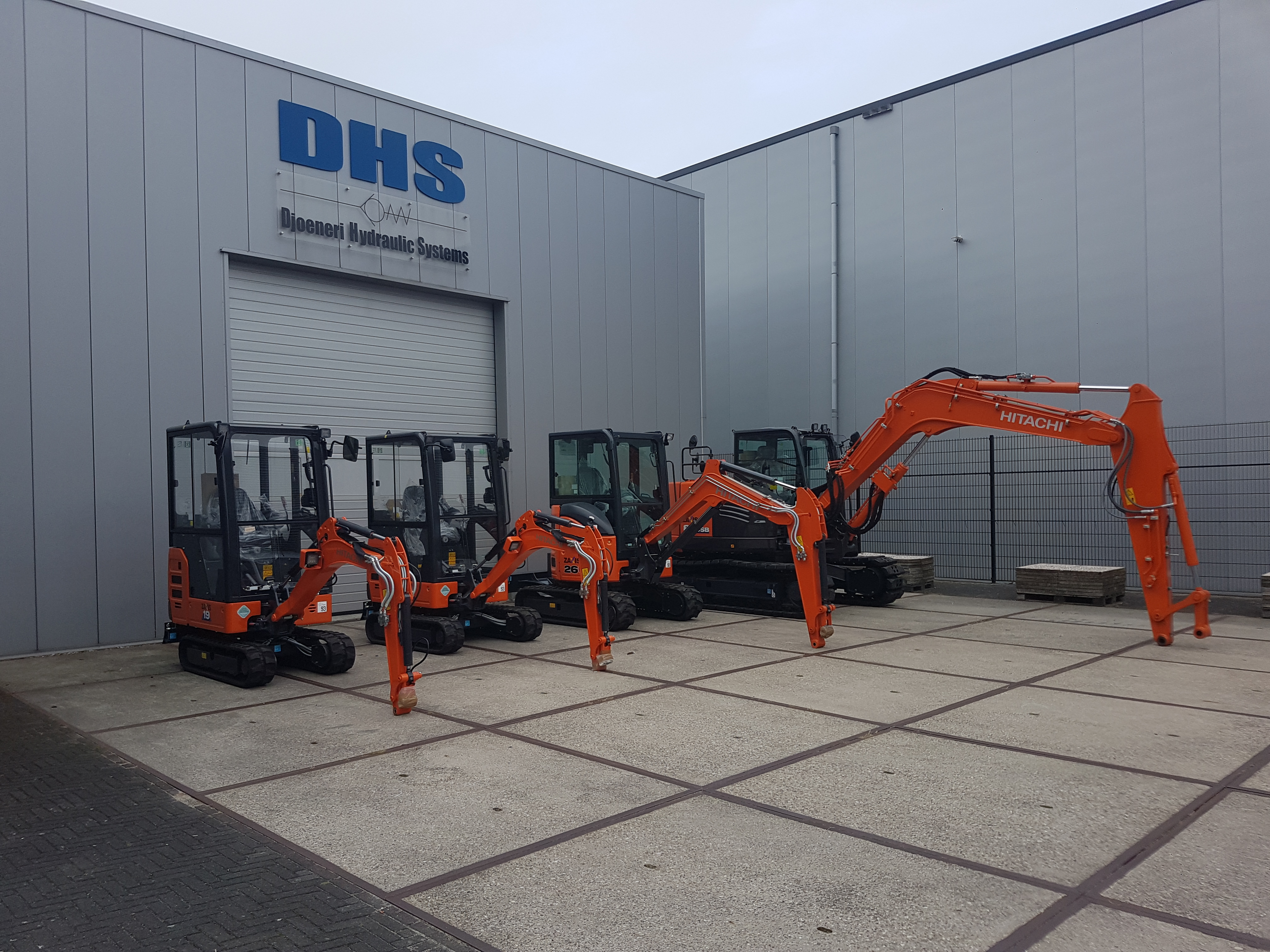 Additional functions (quick coupler,proportional rotation function (boom swing) etc. for several Hitachi excavators